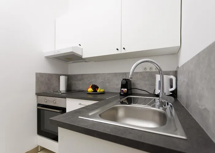 #cityhideaway #livelikealocal In The 10th District Appartamento