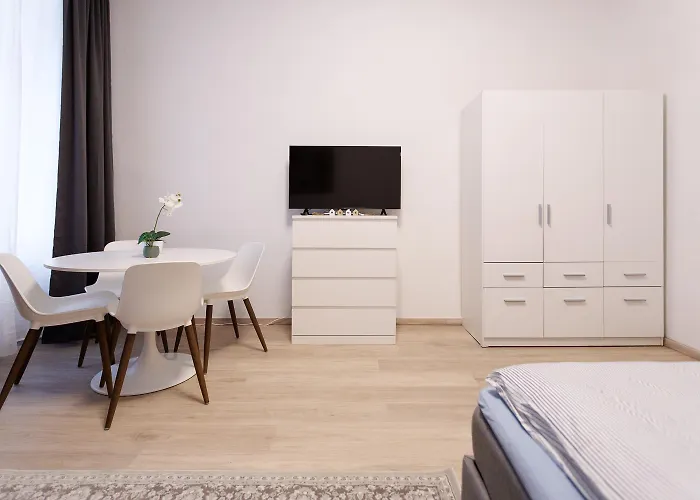 #cityhideaway #livelikealocal In The 10th District Appartamento Vienna