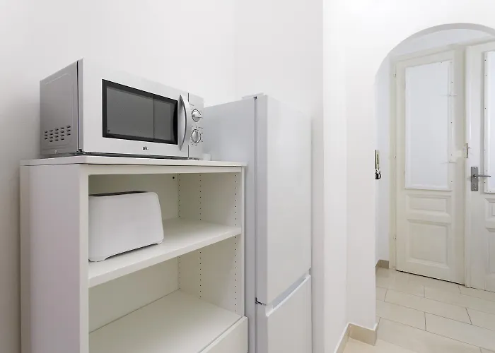 #cityhideaway #livelikealocal In The 10th District Appartamento *