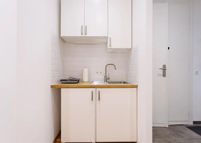 #cityhideaway #livelikealocal In The 10th District * Vienna